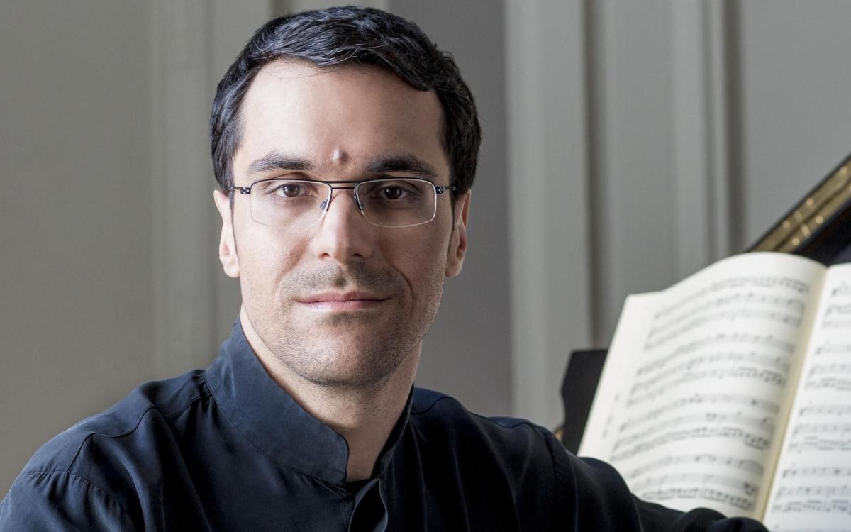Stepan Simonian to Lead Masterclasses at ClaviCologne 2026